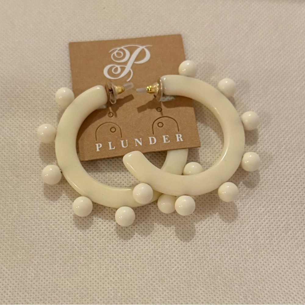 Plunder Cream Beaded Hoop Earrings with Gold Posts
